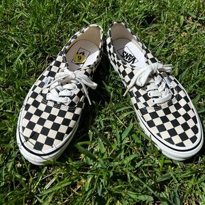 Vans Checker shoes (laced up)